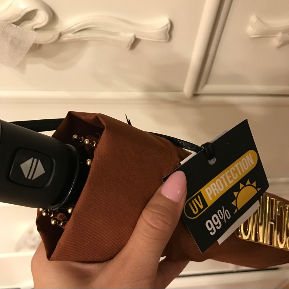 MOSCHINO Logo Automatic Folding Umbrella - Picture 6 of 8